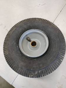 lot 18668 image: Cheng Shin 4.103.50-4 Tire