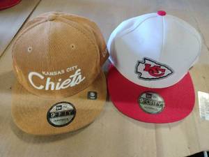 lot 18675 image: Set of Kansas City Chiefs Ball Caps