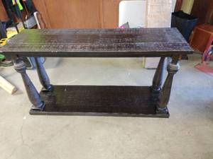 lot 13891 image: Traditional Black Wood Console Table - Retail $175