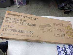 lot 13923 image: Aerobic Stepper Set - Retail $0