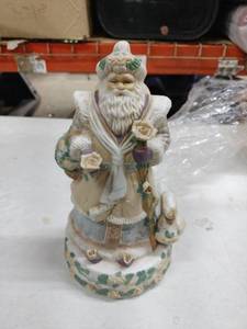 lot 18718 image: Vintage Victorian Christmas Musical Santa