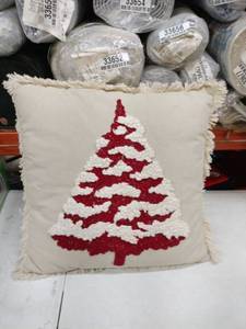 lot 18749 image: Christmas Throw Pillow