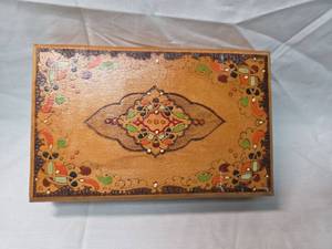 lot 57 image: Vintage, handmade wooden cigarette box, with hand-painted decorations.