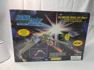 lot 98 image: Star Trek TNG Klingon Bird-of-Prey Electronic Starship Model