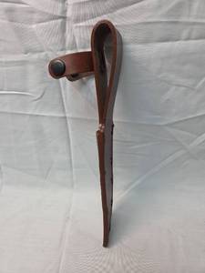 lot 126 image: Brown Leather Fixed Blade Knife Sheath