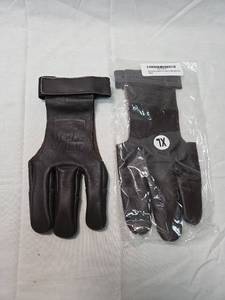 lot 160 image: Lot of 2 Bear Archery 3-Finger Leather Shooting Gloves XL
