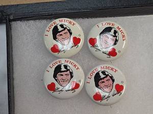 lot 175 image: 1960s Monkees Mickey Dolenz Fan Buttons