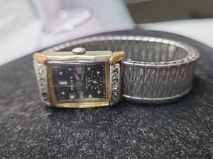 lot 195 image: Rima 17 Jewels Square Watch with Expansion Band