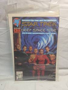 lot 275 image: Star Trek Deep Space Nine Comic #1