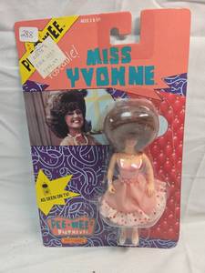 lot 288 image: Miss Yvonne Pee-wees Playhouse Action Figure by Matchbox