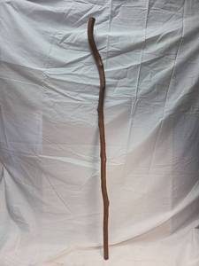 lot 303 image: Traditional Wooden Walking Stick