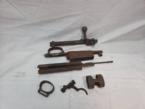 lot 322 image: Civil War Era Gun Lock Parts