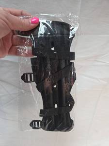 lot 336 image: Black Combat Archers Wrist Guard
