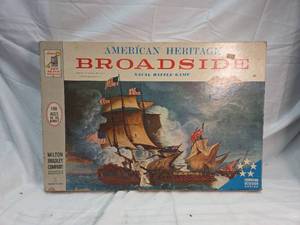 lot 352 image: 1962 Milton Bradley American Heritage Broadside Naval Battle Game