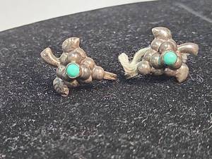 lot 369 image: Turquoise Screw Back Earrings