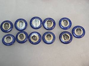 lot 387 image: 1960s MLB Player Pin Collection