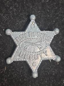 lot 395 image: Aluminum Deputy Sheriff Badge Pin