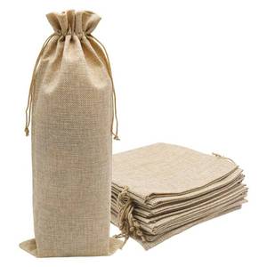 lot 15706 image: HRX Package 10pcs Burlap Wine Bags for 1.5L Magnum Bottles, Hessian Cloth Glass Liquor Bottle Bags Covers for Christmas Wedding Party - Retail $13