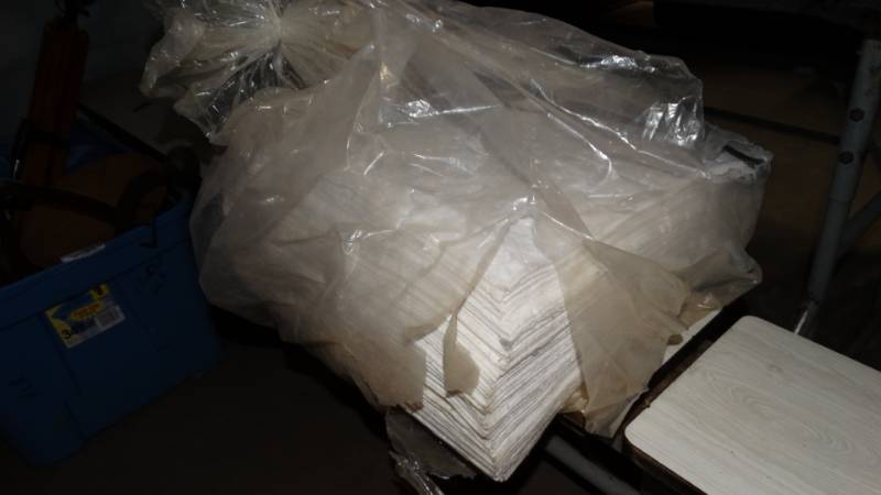 lot 20309 image: Package of padding