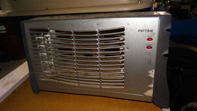 lot 20333 image: Patton space heater