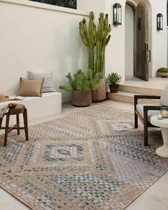 lot 63109 image: Loloi Amber Lewis Topanga Collection TOP-04 NaturalAqua 3-11 x 5-11 IndoorOutdoor Accent Rug