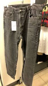 lot 113 image: NEW Zara Black Denim Jeans size 36