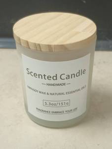 lot 306 image: Handmade Lavender Soy Wax Candle