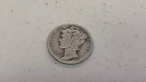 lot 6 image: 1945 Mercury Dime Coin 90% Silver