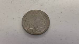 lot 10 image: 1923 Buffalo Nickel Five Cents US Coin