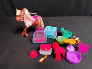 lot 1512 image: Barbie Mini Horse and Accessories Set