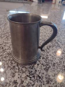 lot 1602 image: Vintage Pewter Mug with Clear Bottom