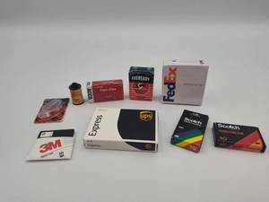 lot 1623 image: Mini Brands OfficeShippingCassette Lot