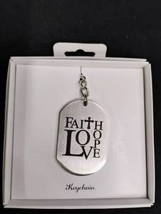 lot 1627 image: Faith Keychain
