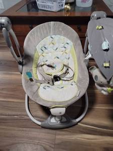 lot 1762 image: Ingenuity Baby Swing with Koala Mobile