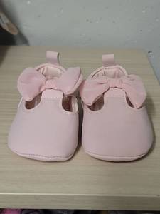 lot 1767 image: Pink Baby Girls Ruffle Sandals and slip ons