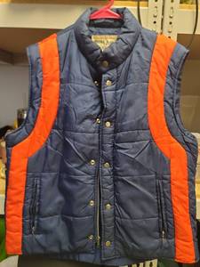 lot 2949 image: Montgomery Ward Quality Outerwear Ski Vest