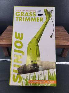 lot 2999 image: Sun Joe TRJ608E Electric Grass Trimmer