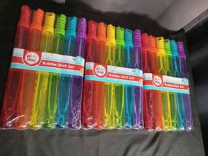 lot 2758 image: Play Day Rainbow Bubble Stick Set - 6 Piece