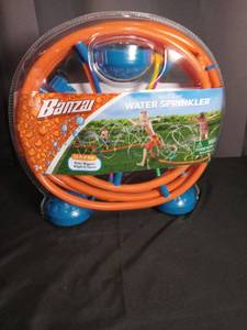lot 2762 image: Banzai Wigglin Water Sprinkler
