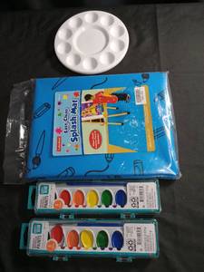 lot 2763 image: Art Supply Bundle - Watercolor Set with Paint Palette