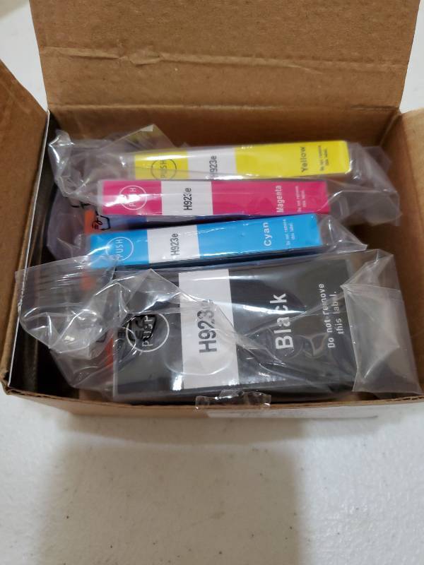 lot 15358 image: HP 932e Printer Ink Cartridge Set 4color  - Retail $45