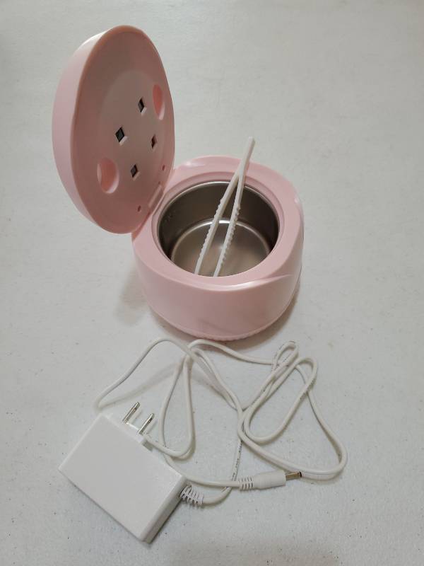 lot 15381 image: Dental Ultrasonic Retainer Cleaner Machine - Dental Cleaning Pod for Denture, Mouth Guard, Aligner, Night Guard, Braces, Toothbrush Heads, Jewelry, 45kHz Retainer Cleaner with Digital Timer & 200ML - Retail $50