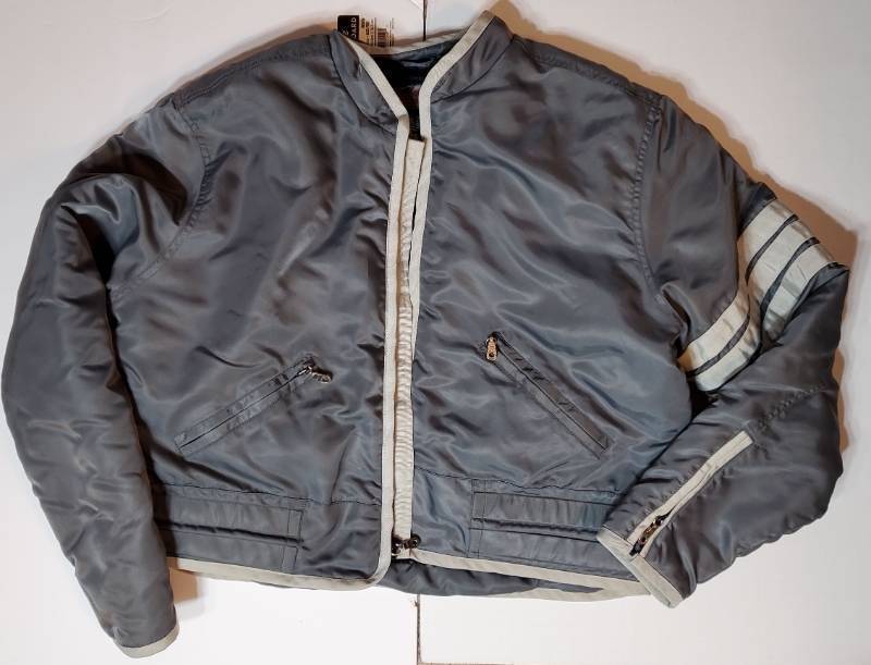lot 53565 image: Harley Davidson Nylon Gray Bomber Jacket, Womens X-Large.