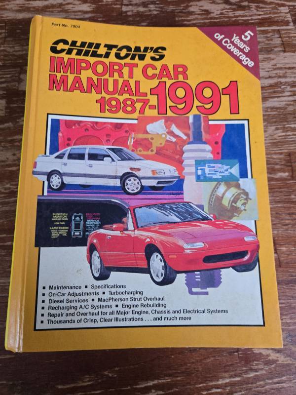 lot 5 image: Chiltons Import Car Manual 1987-1991