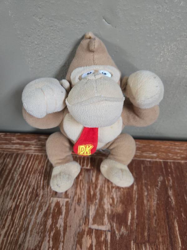 lot 22 image: Nintendo Donkey Kong Plush Toy