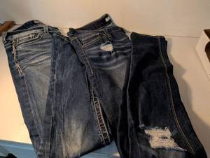 lot 13 image: BKE Payton Womens Distressed Jeans Size 27R