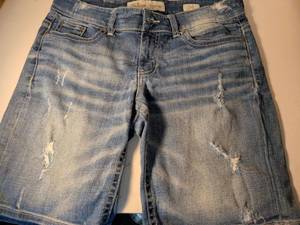 lot 25 image: BKE Denim Payton Jeans Size 30