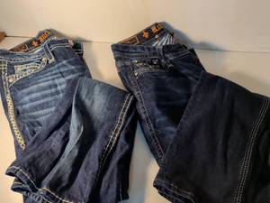 lot 29 image: Rock Revival Designer Jeans  Size 28
