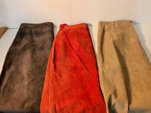 lot 37 image: Gap Suede A-Line Skirt