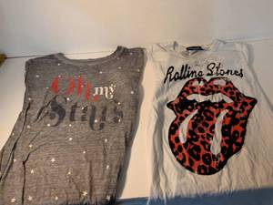lot 45 image: Rolling Stones Official Tour T-Shirt Set